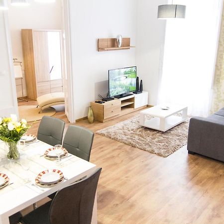בודפשט Luxury 2Br Apt By The Synagogue מראה חיצוני תמונה