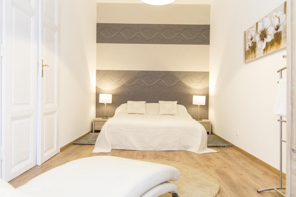 בודפשט Luxury 2Br Apt By The Synagogue מראה חיצוני תמונה